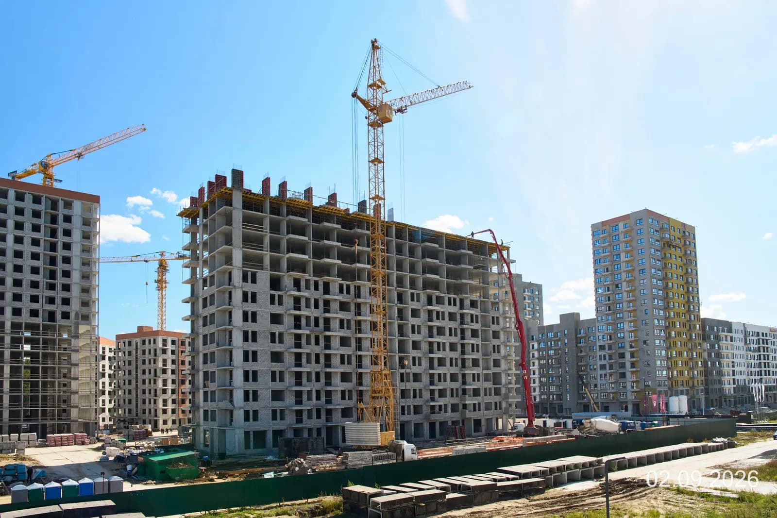 Сезоны: ход строительства, сентябрь 2026