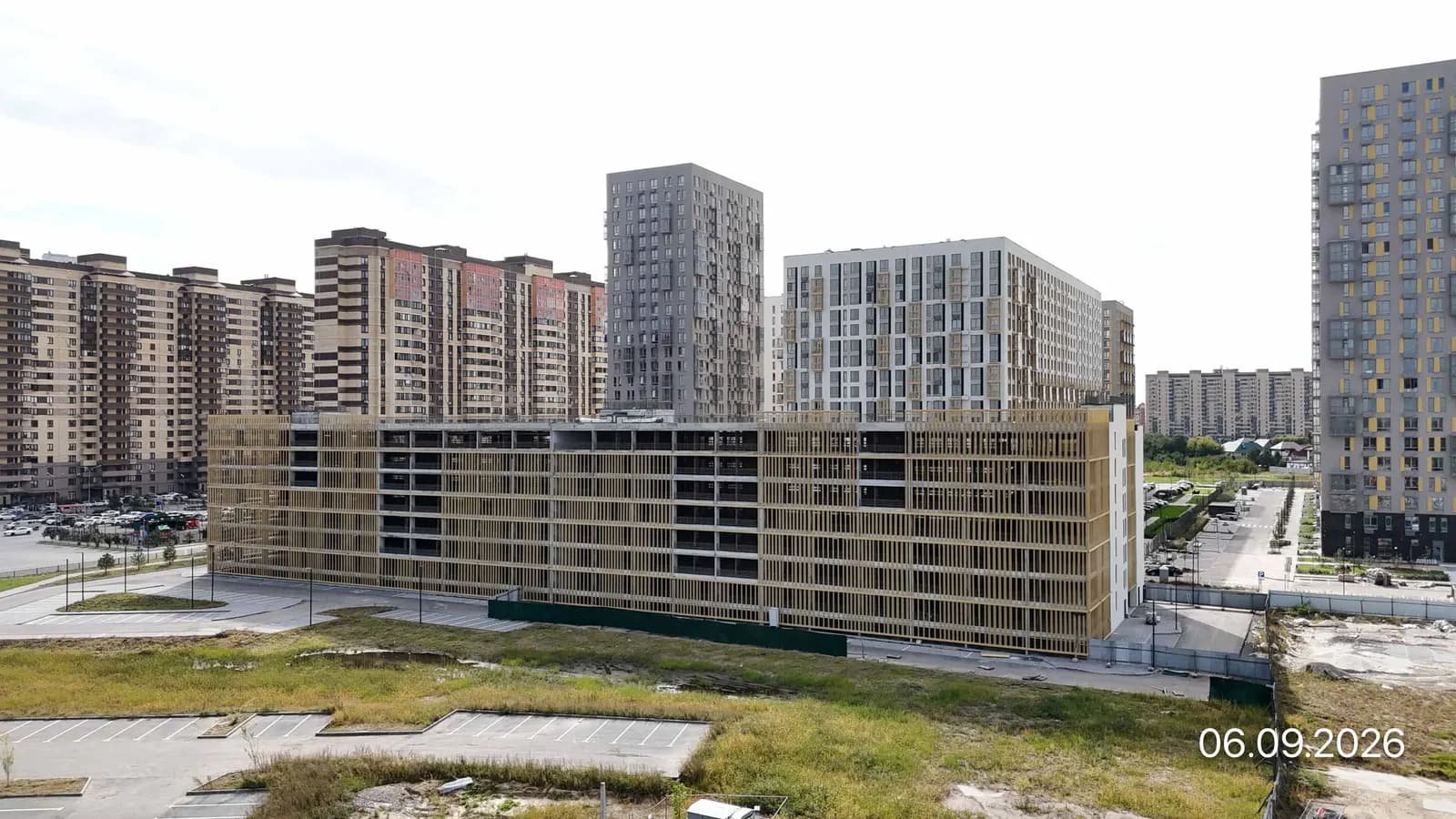 Чаркова 72: ход строительства, сентябрь 2026