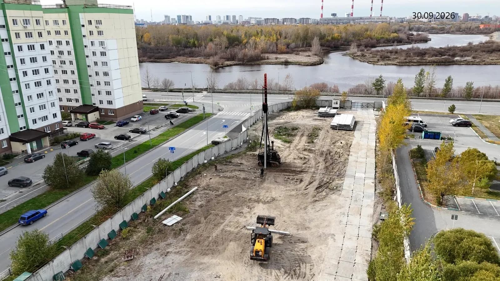 Жилой дом, Тюмень, Мебельщиков: ход строительства, октябрь 2026